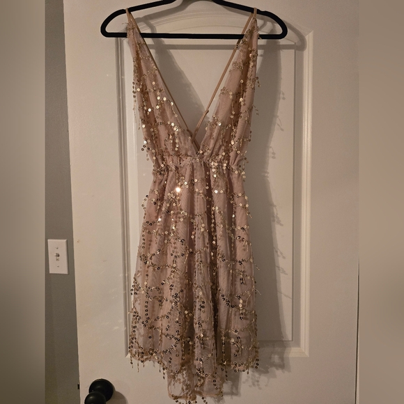 REAQKA Champagne Spaghetti Strap Sequined Romper (BNWT) - Picture 1 of 10